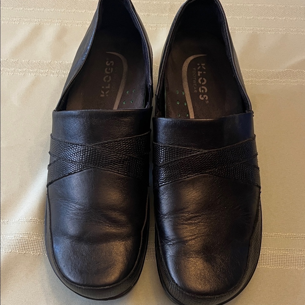 KLOGS women’s Black Slip-On Loafers size 11 M